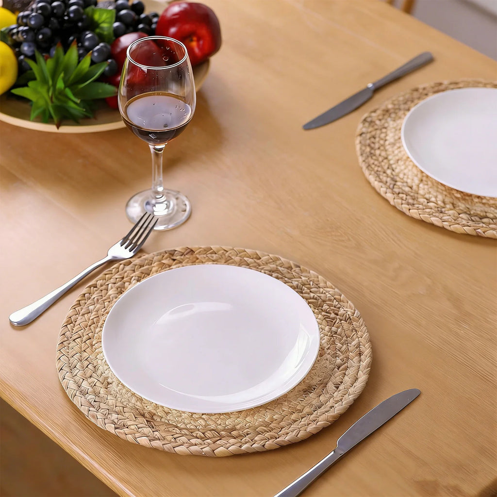 8PCS Woven Round Placemats