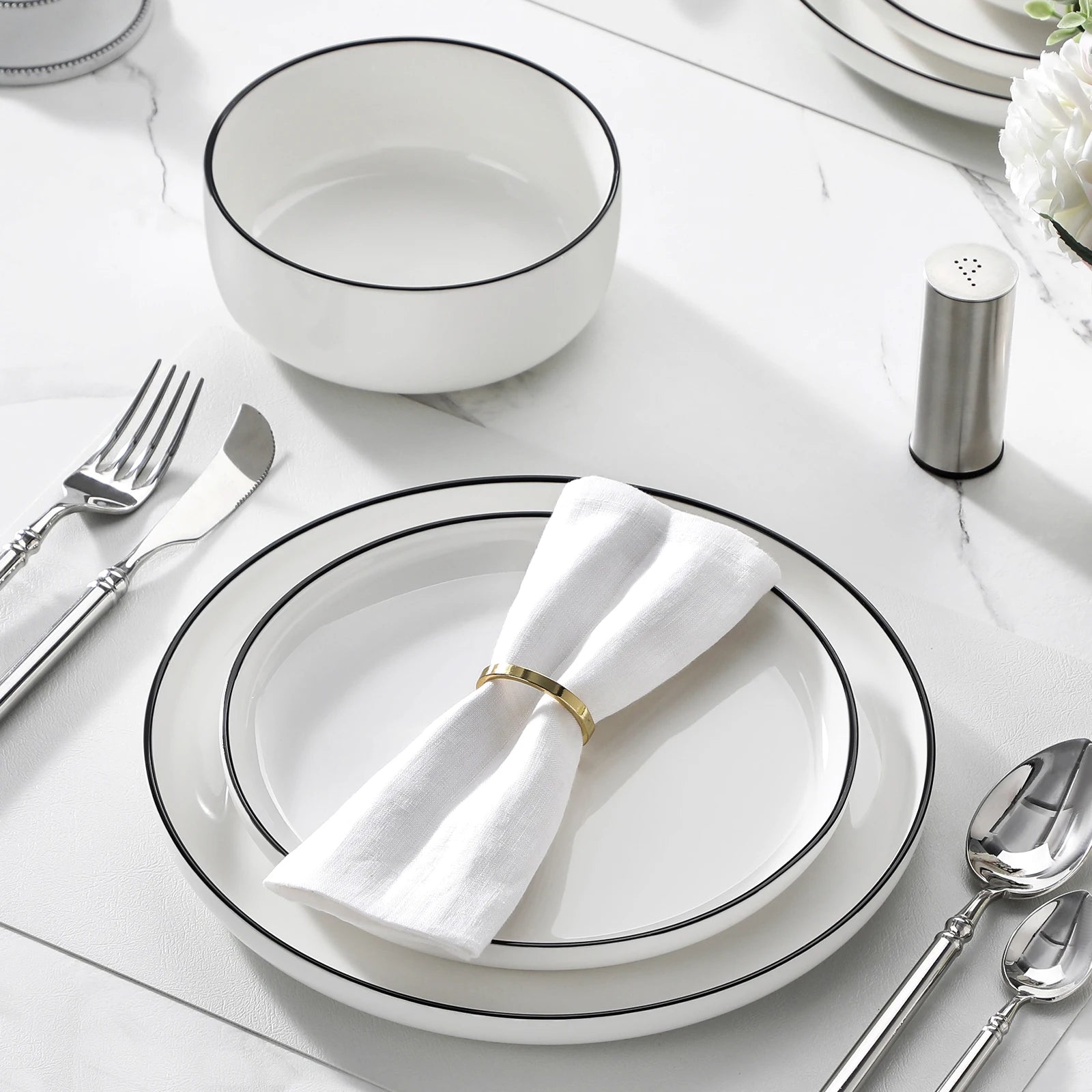 Porcelain Dinnerware Set